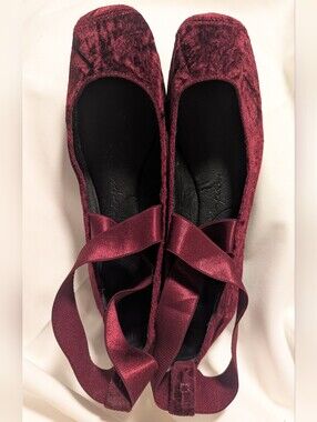 Jessica Simpson Burgundy Velvet Ballet Flats with Ribbon